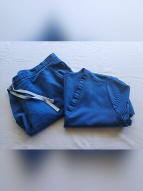 Large FIGS Royal Blue Set